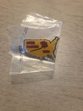 Rose Parade 1991 Map Pin - Yellow & Red Enamel